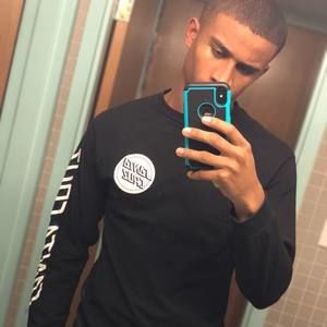 Meet your Posher, Robert